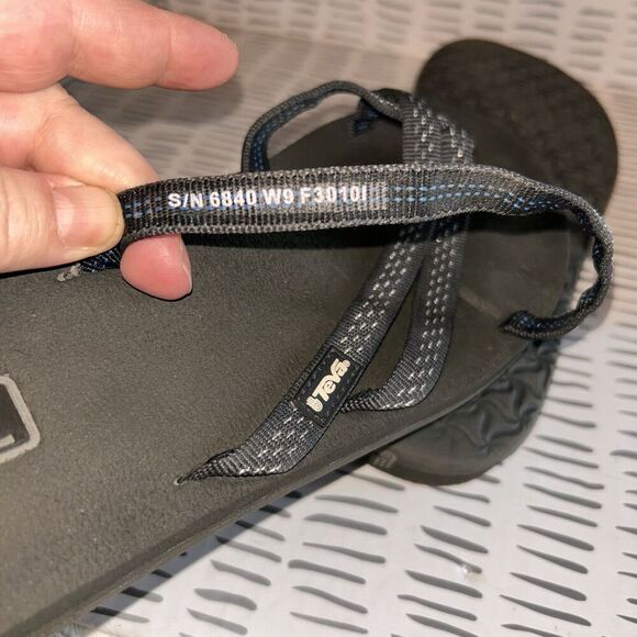 Teva Gray Olowahu Womens‎ Mush Flip Flop Sandals Slides Size 9 Beach Festival - Picture 9 of 9